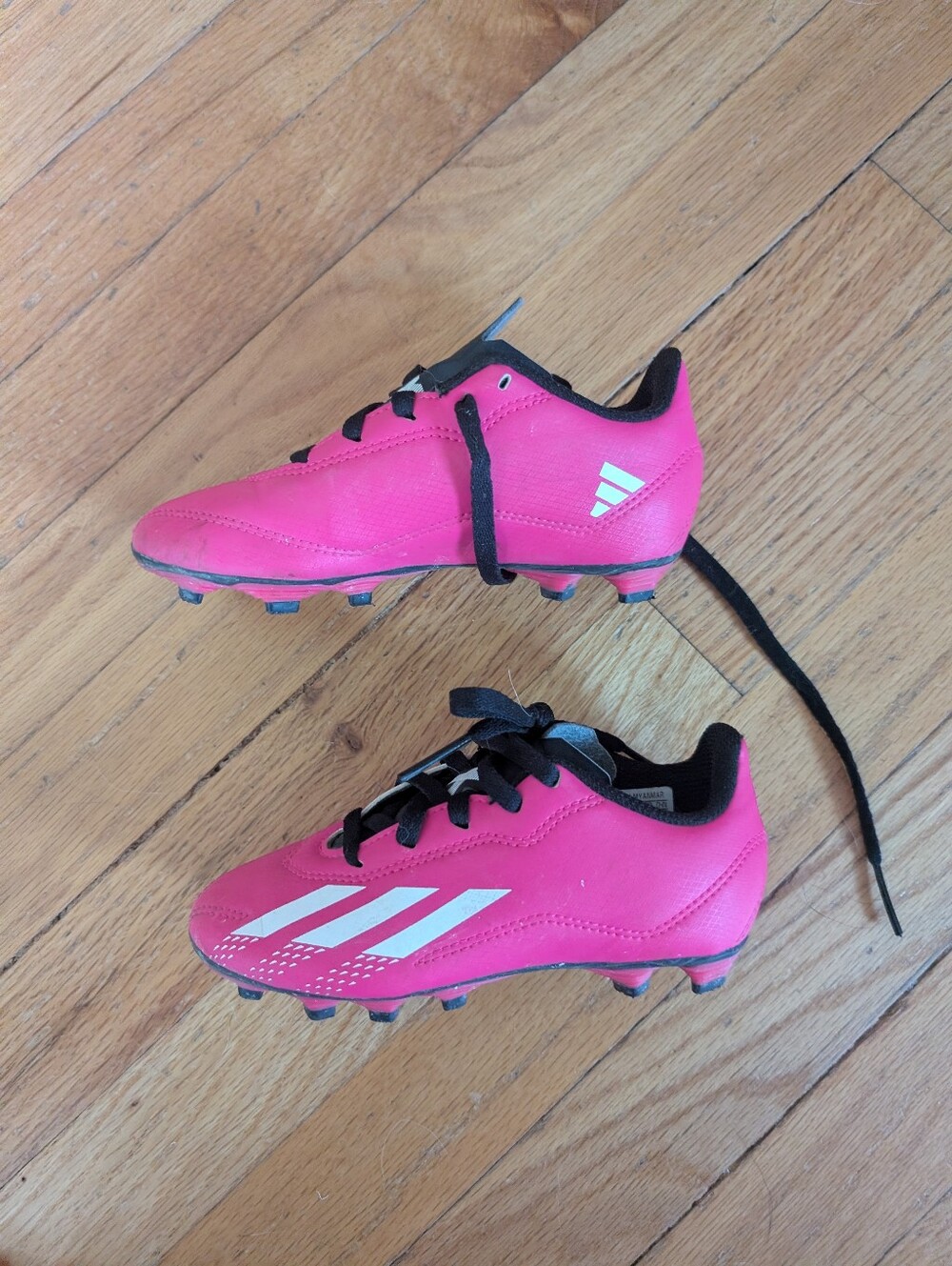 Adidas Hot Pink Girls Soccer Clears, Sz 11